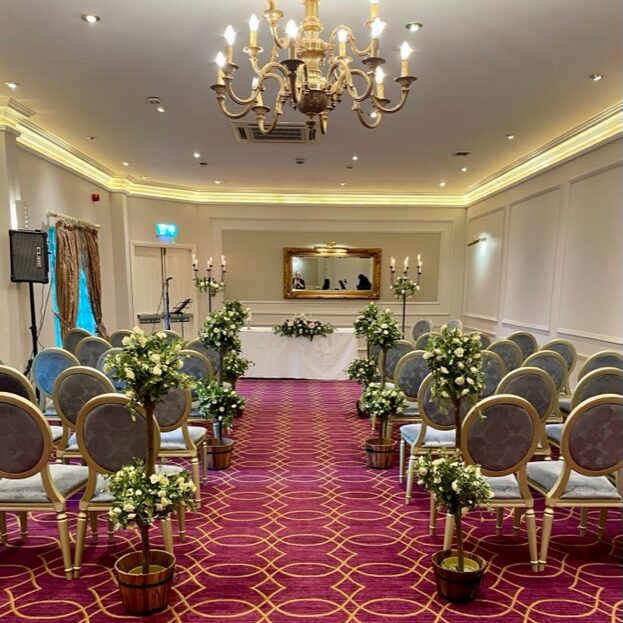 Caroline McCarthy Registered Solemniser & Celebrant – Gay Wedding - Ireland Cork & Kerry Munster Getting Married in Ireland Celebrant Cork Munster –Wedding with Memorial Candle, Unity Candle ritual, Sand ritual, Love story at Vienna Woods